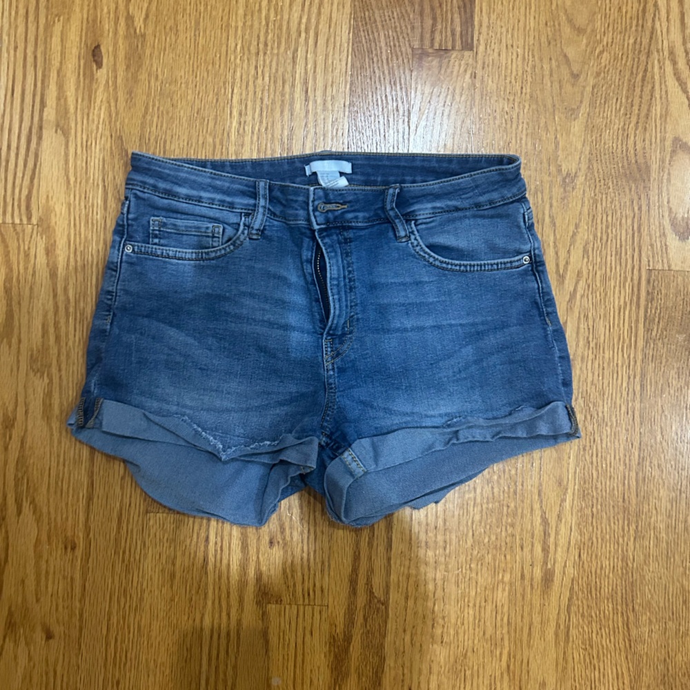 H&M Blue Jean Shorts Classic Denim Style
